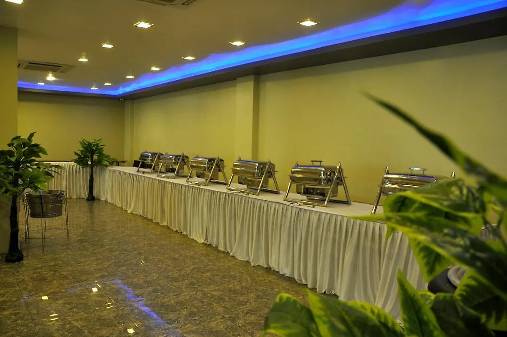 Hotel Vibhav Harsh Varanasi 3*,