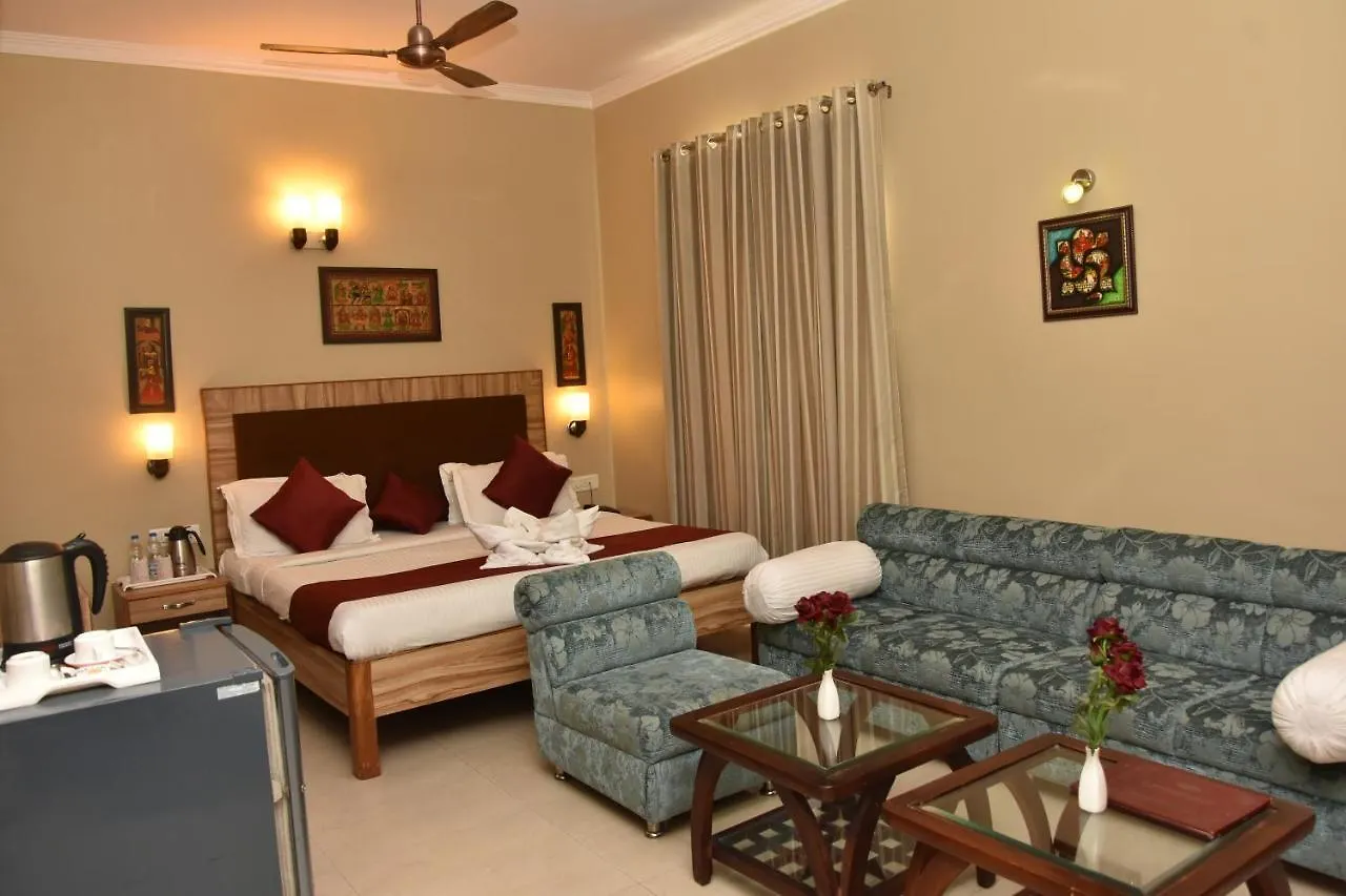 ***  Hotel Vibhav Harsh Varanasi India